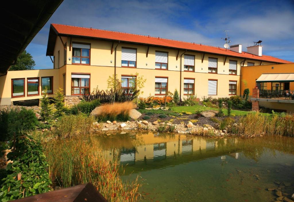 Wellness Hotel Happy Star フナニツェ エクステリア 写真